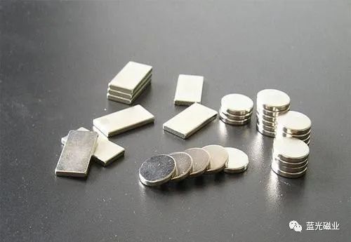 藍光丨釹鐵硼磁鐵可以吸起比自重高600倍的物體嗎？